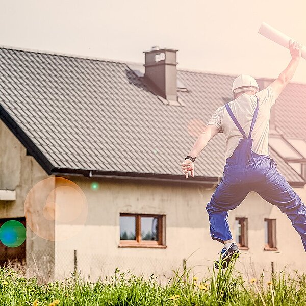 Rohbau mit Handwerker